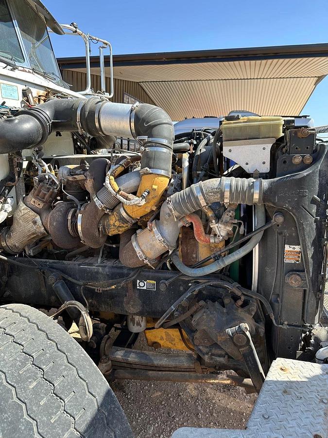 Used 2008 Peterbilt 367 Custom Vac Services HydroVac Truck