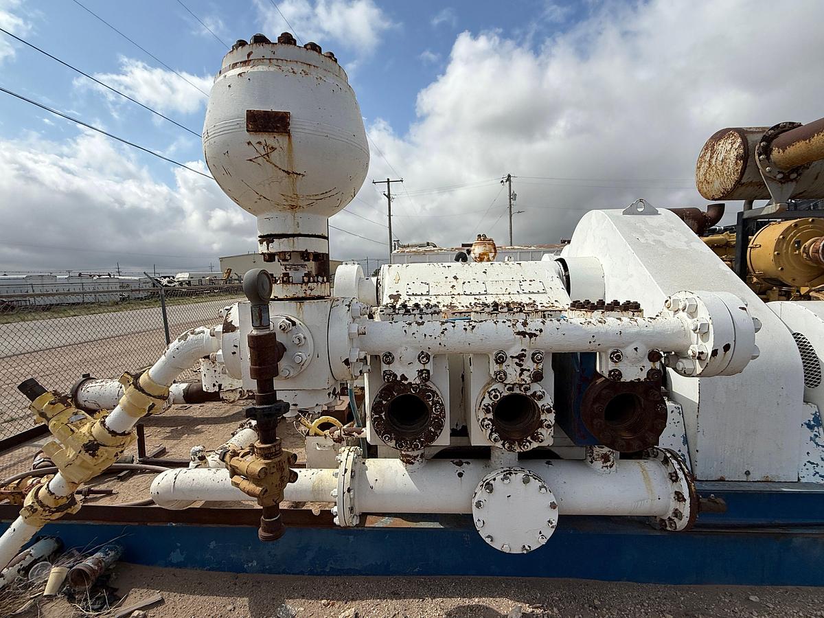 Used 2011 GARDNER DENVER PZ11 TRIPLEX DRILLING MUD PUMP P/B CATERPILLAR 3512, SKIDDED