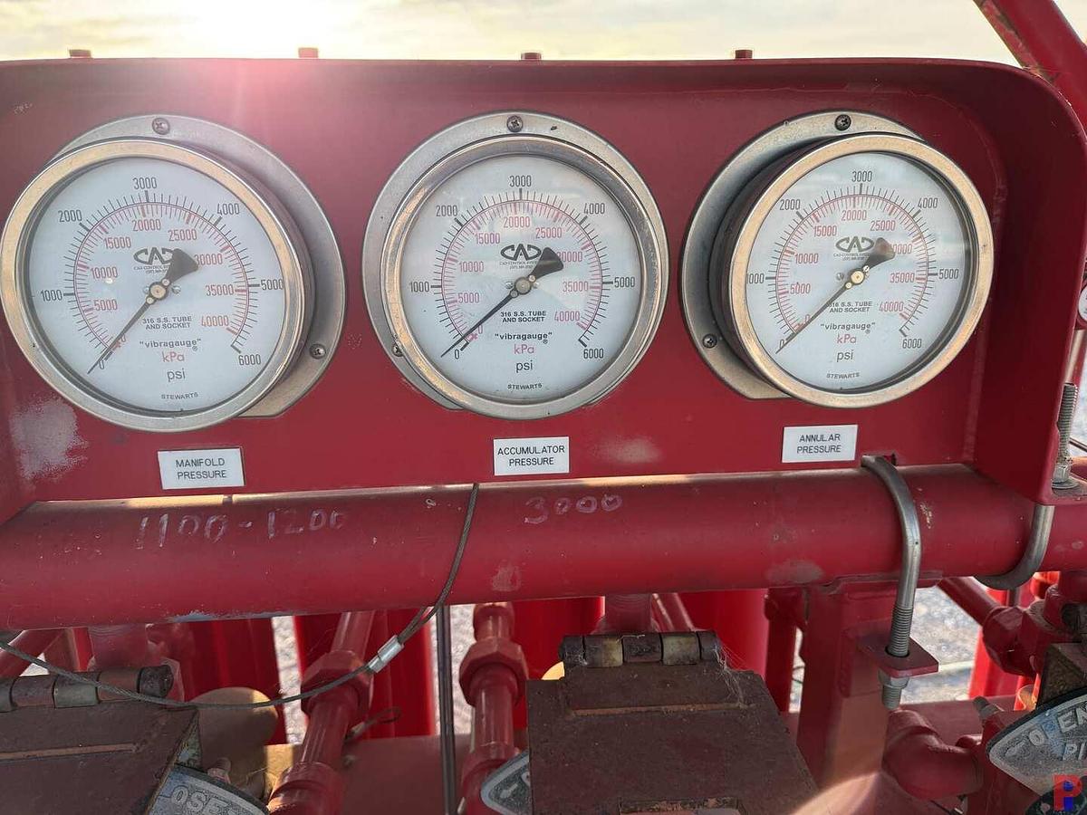 Used 2011 CAD 4-STATION 40 GAL. 3K WP ACCUMULATOR CLOSING UNIT