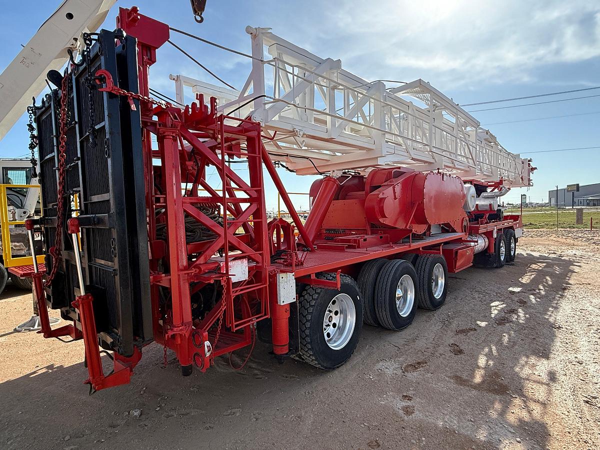 Used 2012 RIG WORKS MUSTANG 550 DD 104’-275K 5-AXLE WELL SERVICE RIG