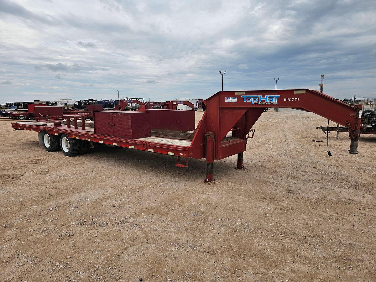 Used 2014 TOP HAT TRAILERS 30’ X 102” T/A GOOSENECK TOOL TRANSPORT TRAILER