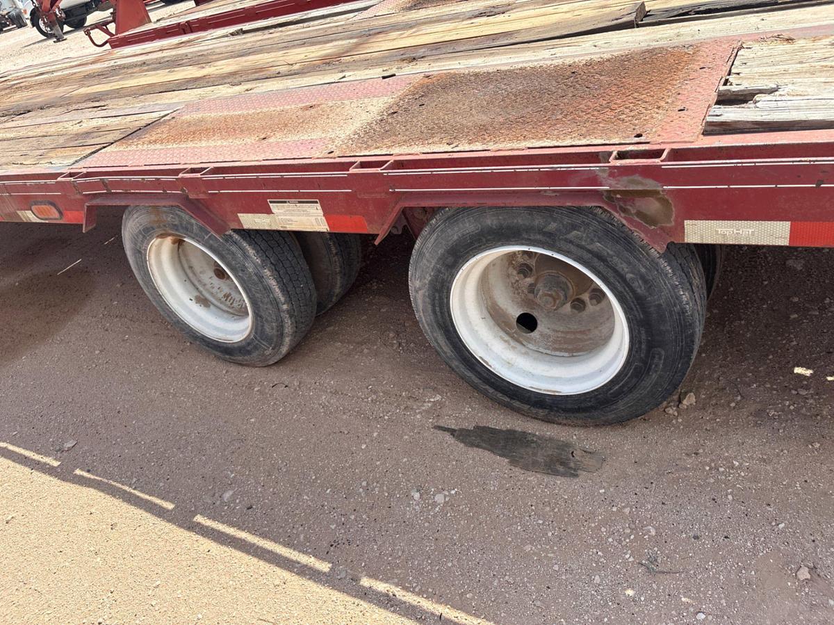 Used 2014 TOP HAT TRAILERS 30’ X 102” T/A GOOSENECK TRAILER