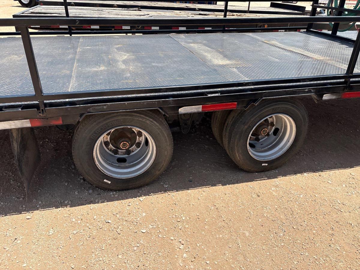Used 2022 LOAD TRAIL 30’ X 102” T/A GOOSENECK CHEMICAL PUMP TRAILER