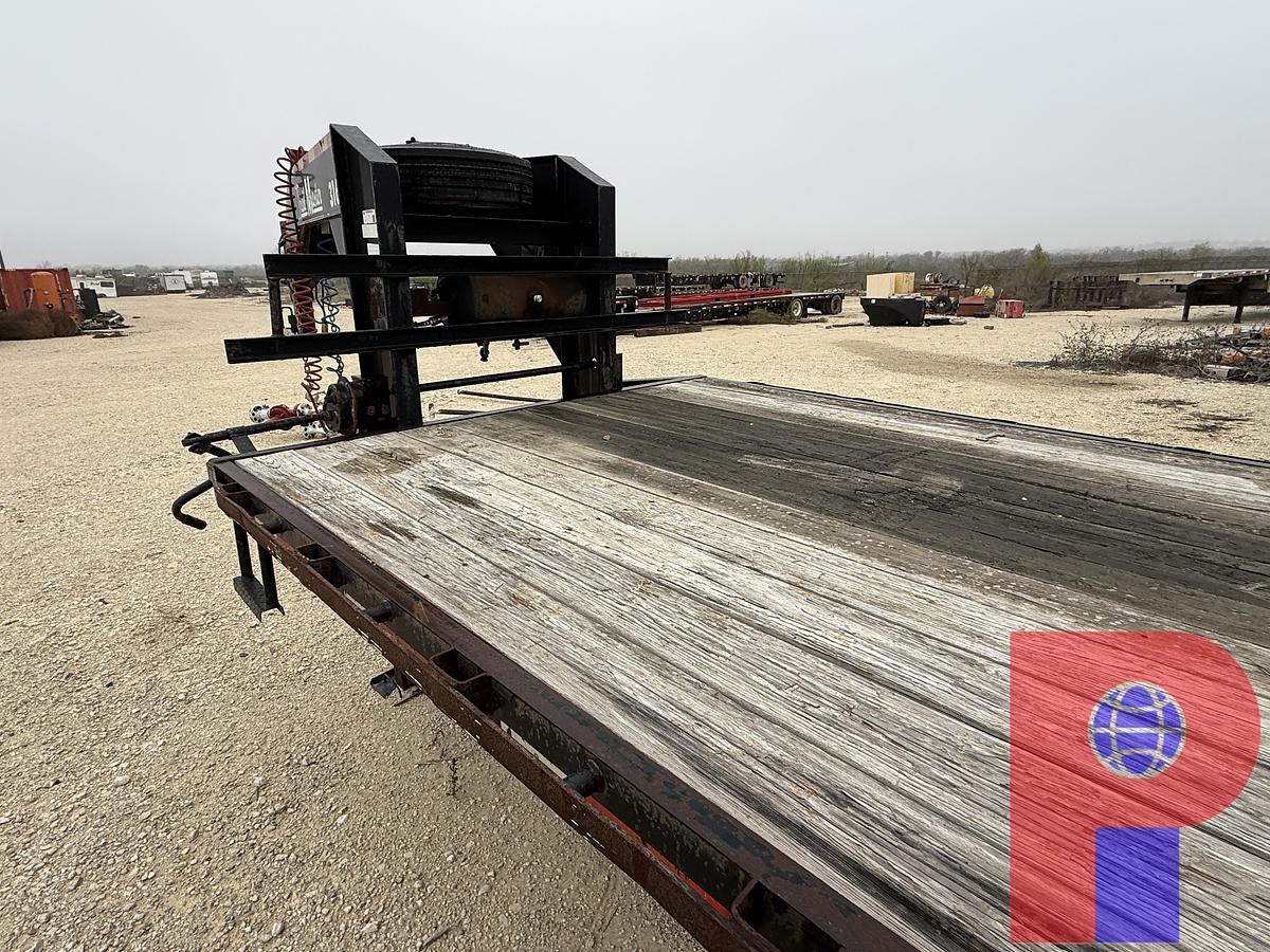 Used 2012 TRAIL MASTER 35’ X 102” FLEX T/A DUAL WHL GOOSENECK TRAILER