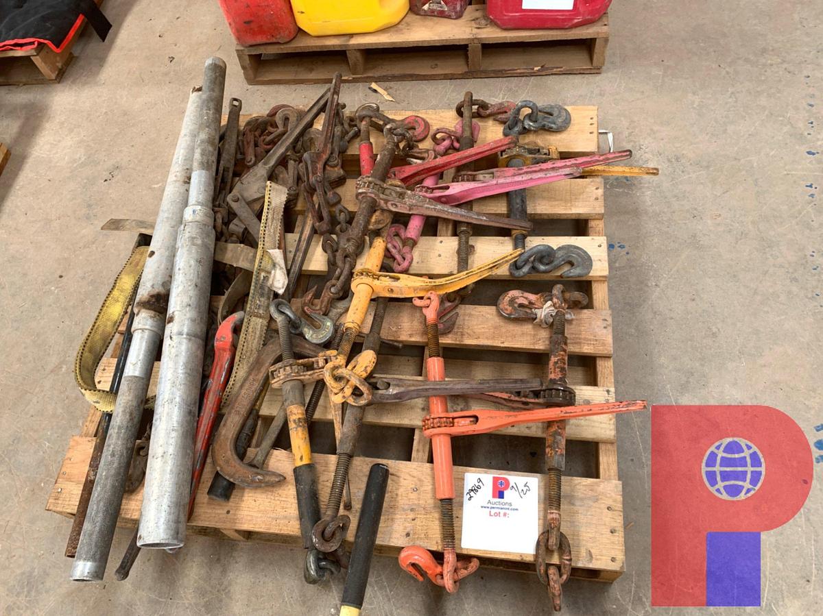 Used PALLET OF BOOMERS AND (2) BREAKER BARS