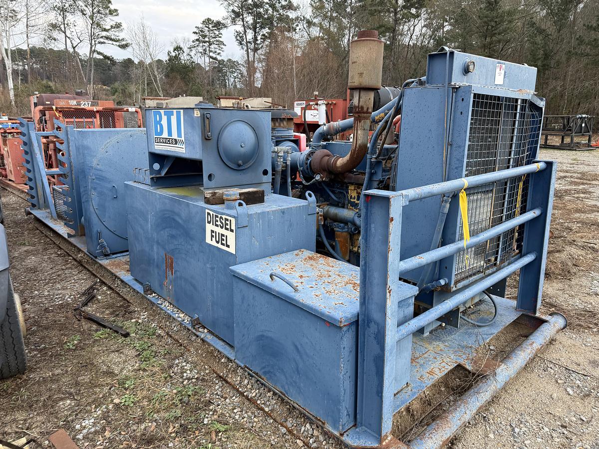 Used KERR T60WS 600 HP TRIPLEX WELL SERVICE PUMP SKIDDED P/B CATERPILLAR C15