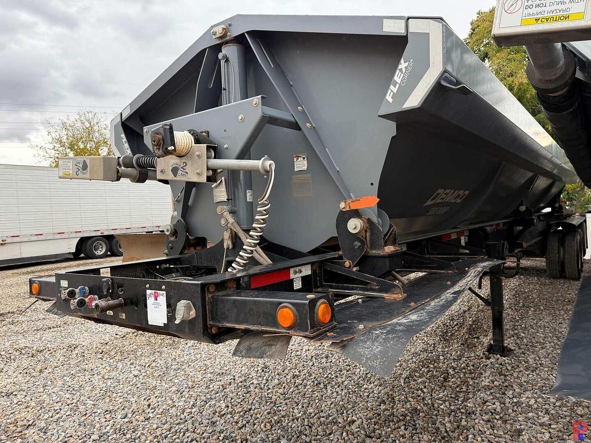 Used 2022 DEMCO 46’ TRI AXLE SIDE DUMP TRAILER
