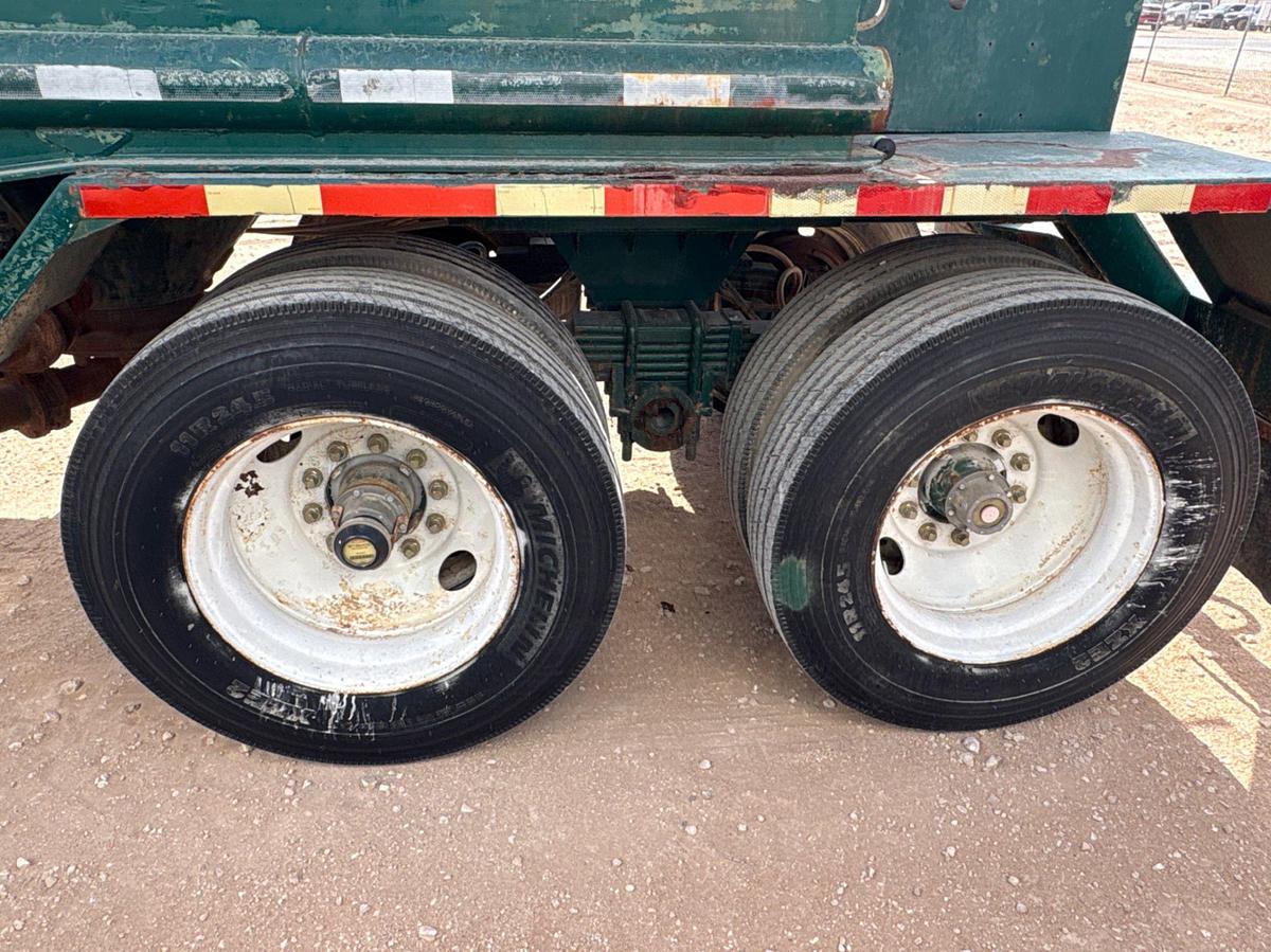 Used 2-pod T/A dry bulk tank trailer