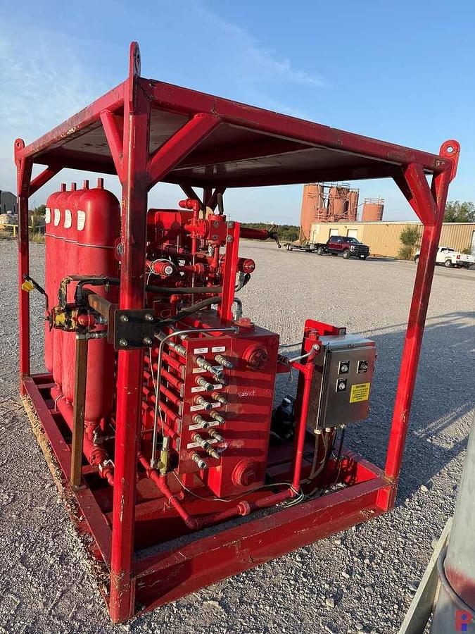 Used 2011 CAD 4-STATION 40 GAL. 3K WP ACCUMULATOR CLOSING UNIT