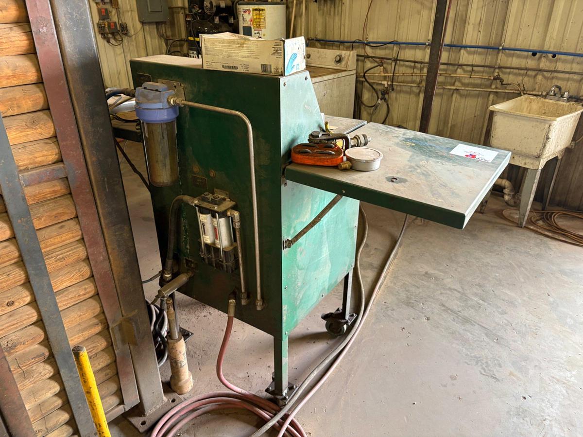 Used 15’ x 12’ x 6.5’ pressure test booth w/ tools