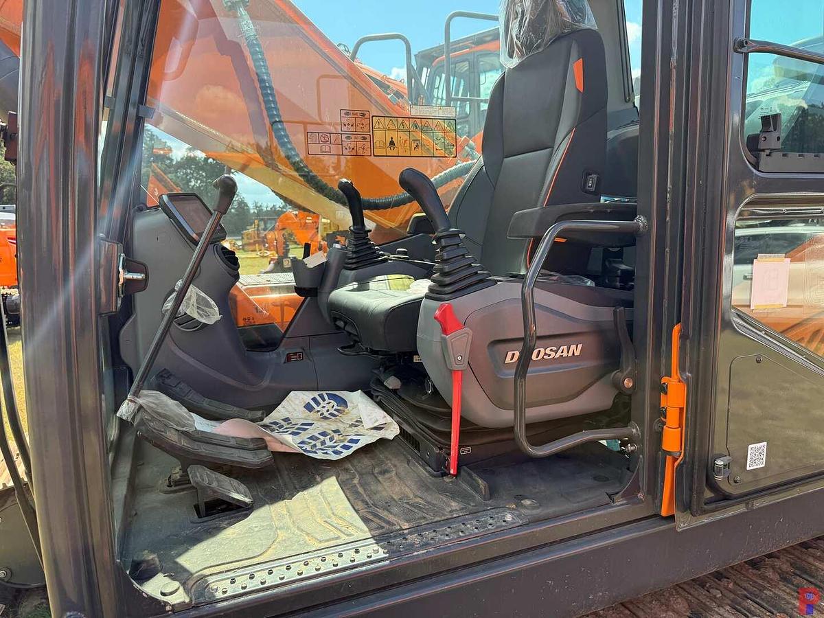 Used (NEW) 2023 DOOSAN DX255LC-7 EXCAVATOR**3YEAR 5000 HOUR FULL WARRANTY**