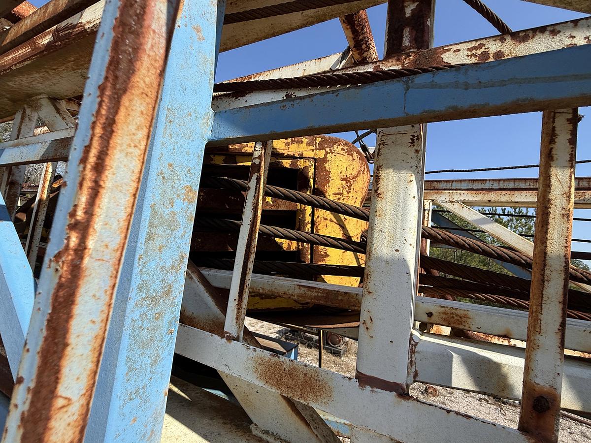 Used 2007 MOOR RIG XJ60 DD 104'-200K 5-AXLE WELL SERVICE WORKOVER RIG