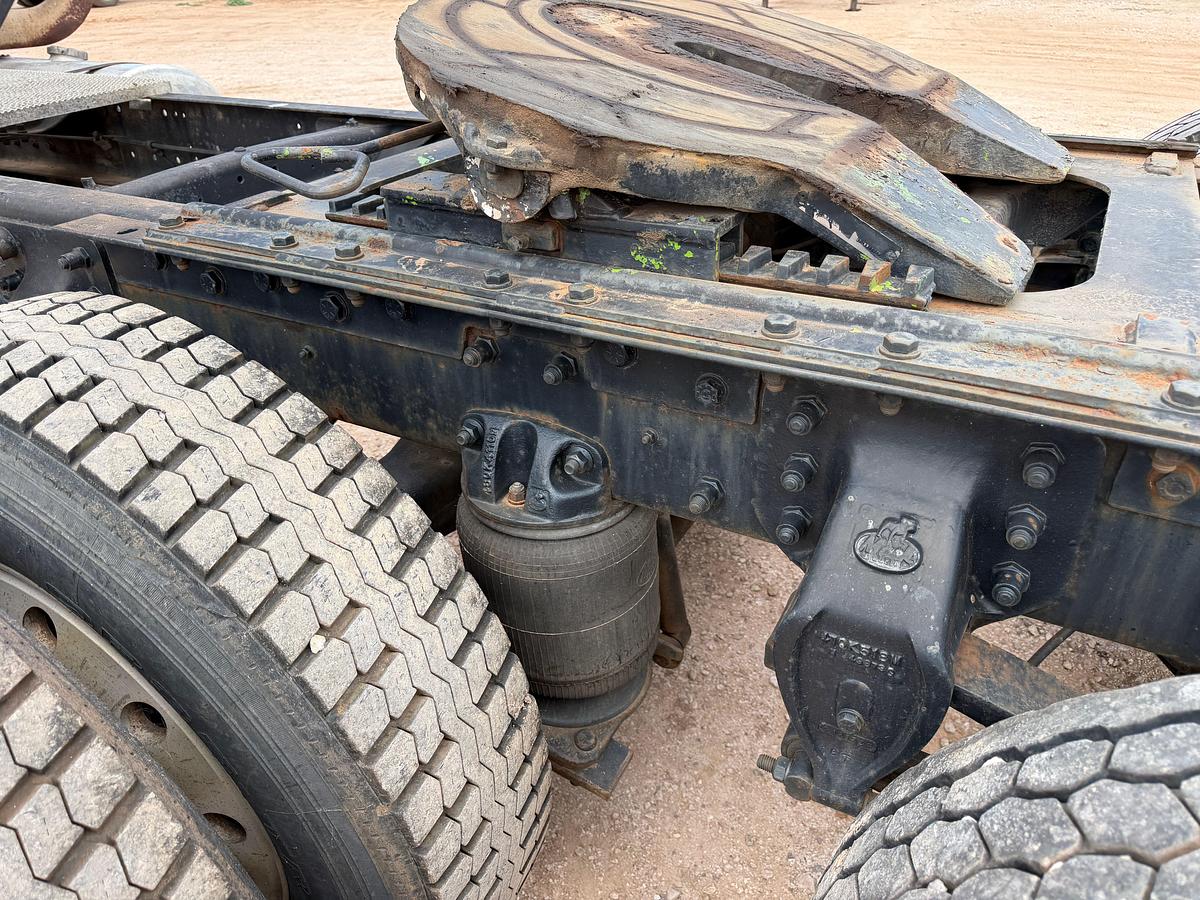 Used 1992 Mack CH613 DAYCAB Haul Truck