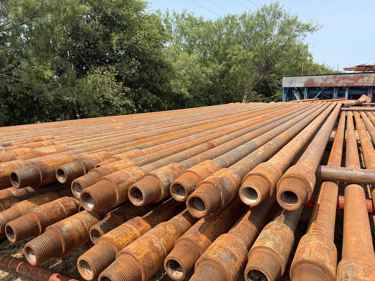 Used (1,116 FT X $) (36-JTS) 4-1/2” x 4-1/2” REG DRILL PIPE