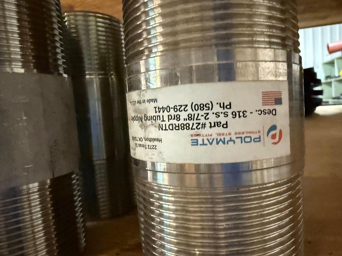 Used SECTION OF (15+) HEAVY WALL SS NIPPLES & SWAGES SIZES 1” THRU 2-7/8”, 3”, BARBED HOSE NIPPLES,