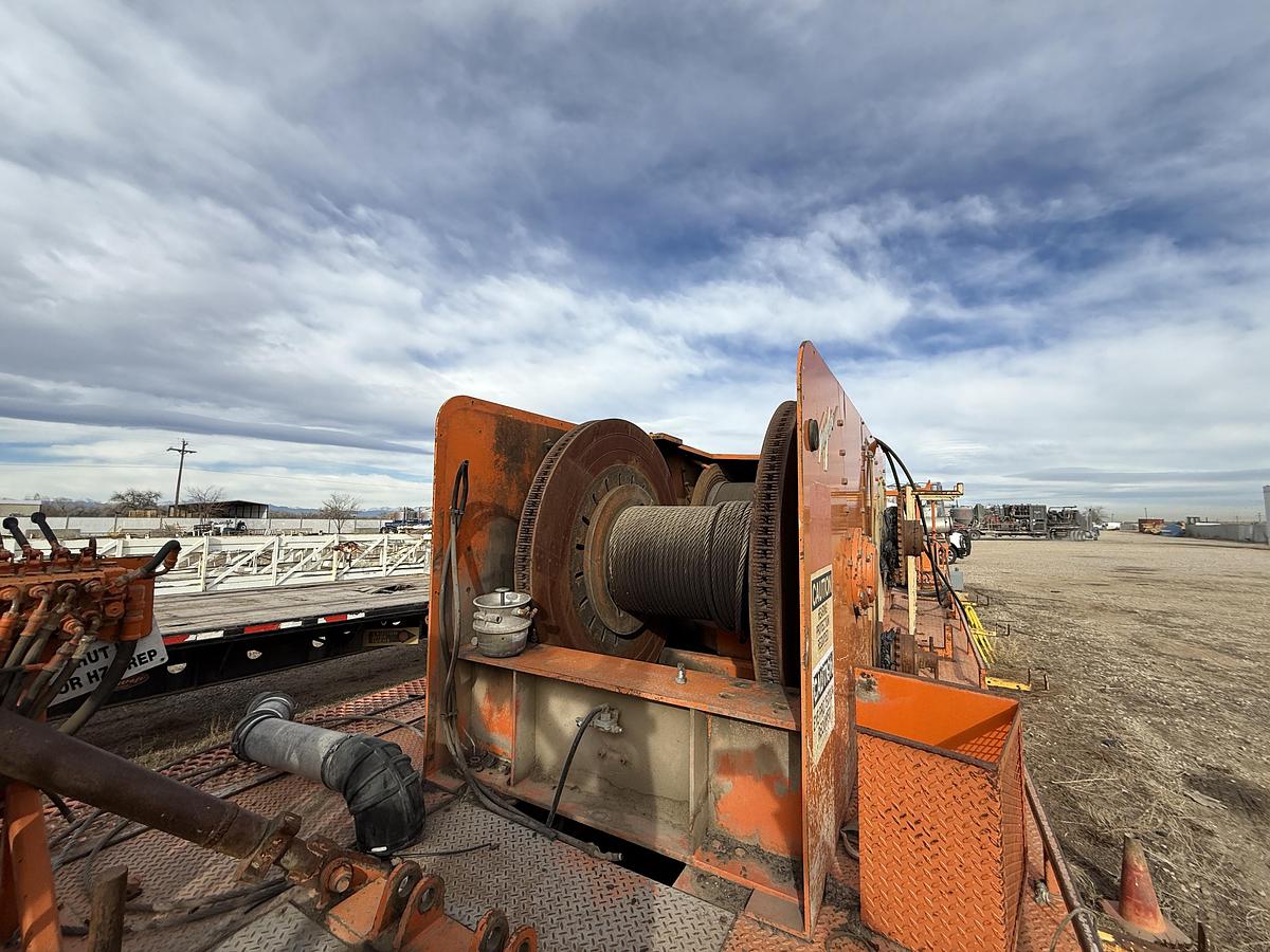Used TAYLOR DD260HD 5-AXLE WELL SERVICE RIG CHASSIS F/ PARTS ONLY
