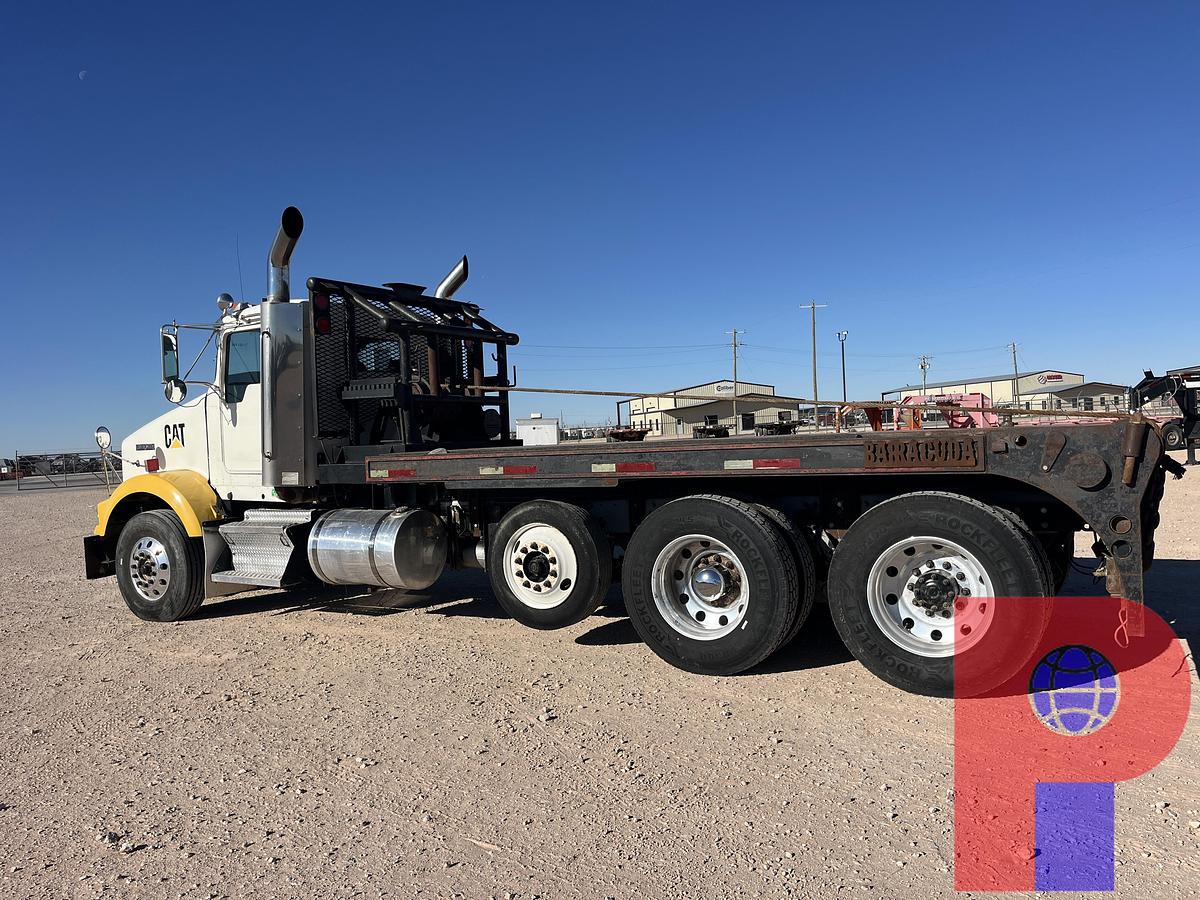 Used 2005 KENWORTH T800 T/A DAYCAB SLICKBACK WINCH TRUCK