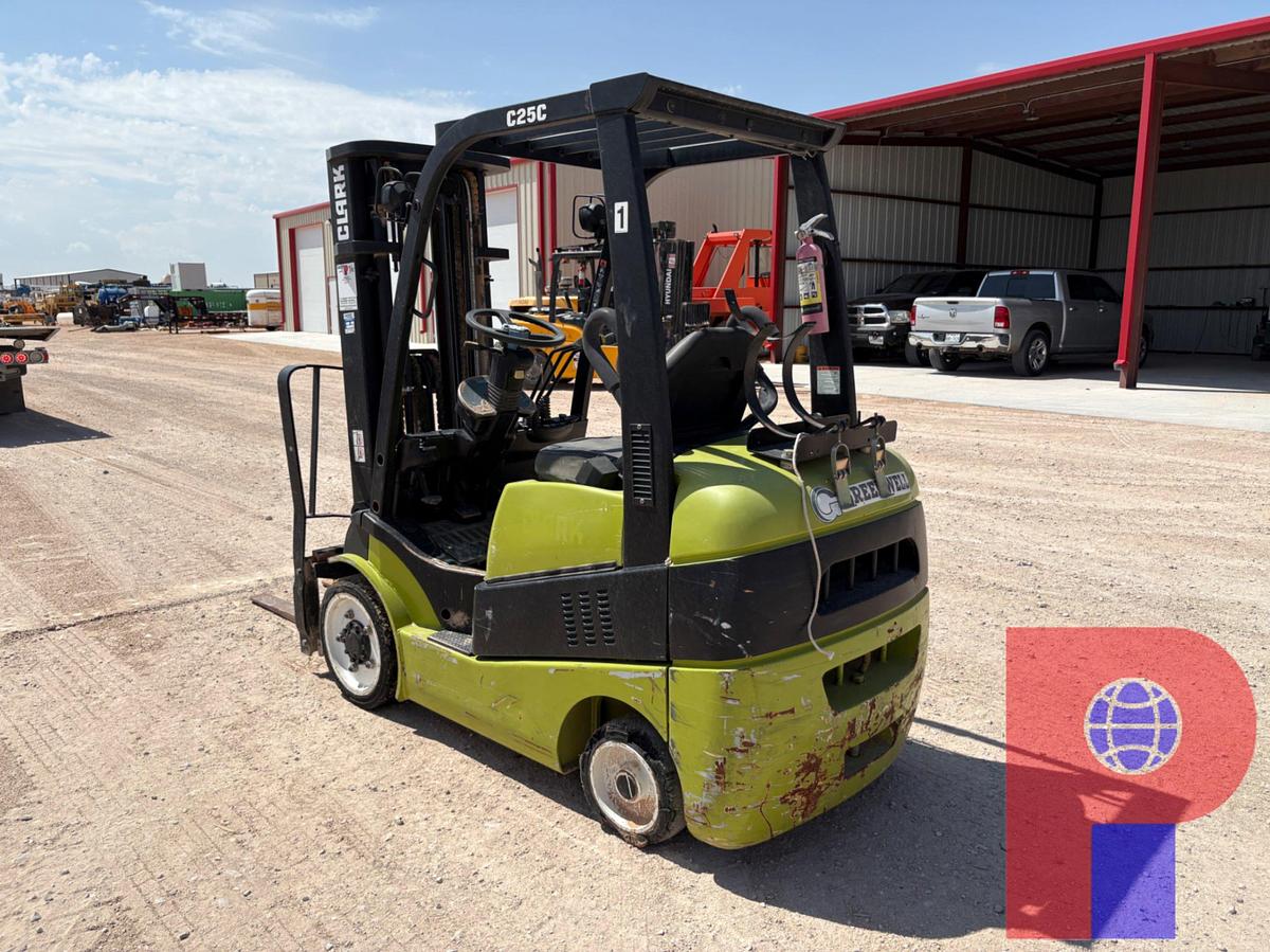 Used CLARK C25CL 4,500LB FORKLIFT