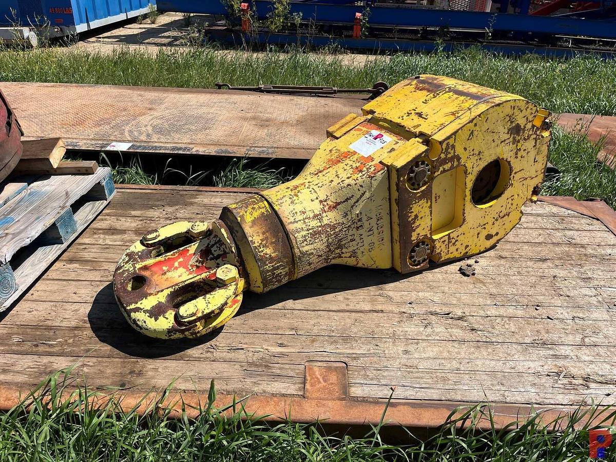 Used MCKISSICK 73A 24" SH. 100 TON WELL SERVICE BLOCK