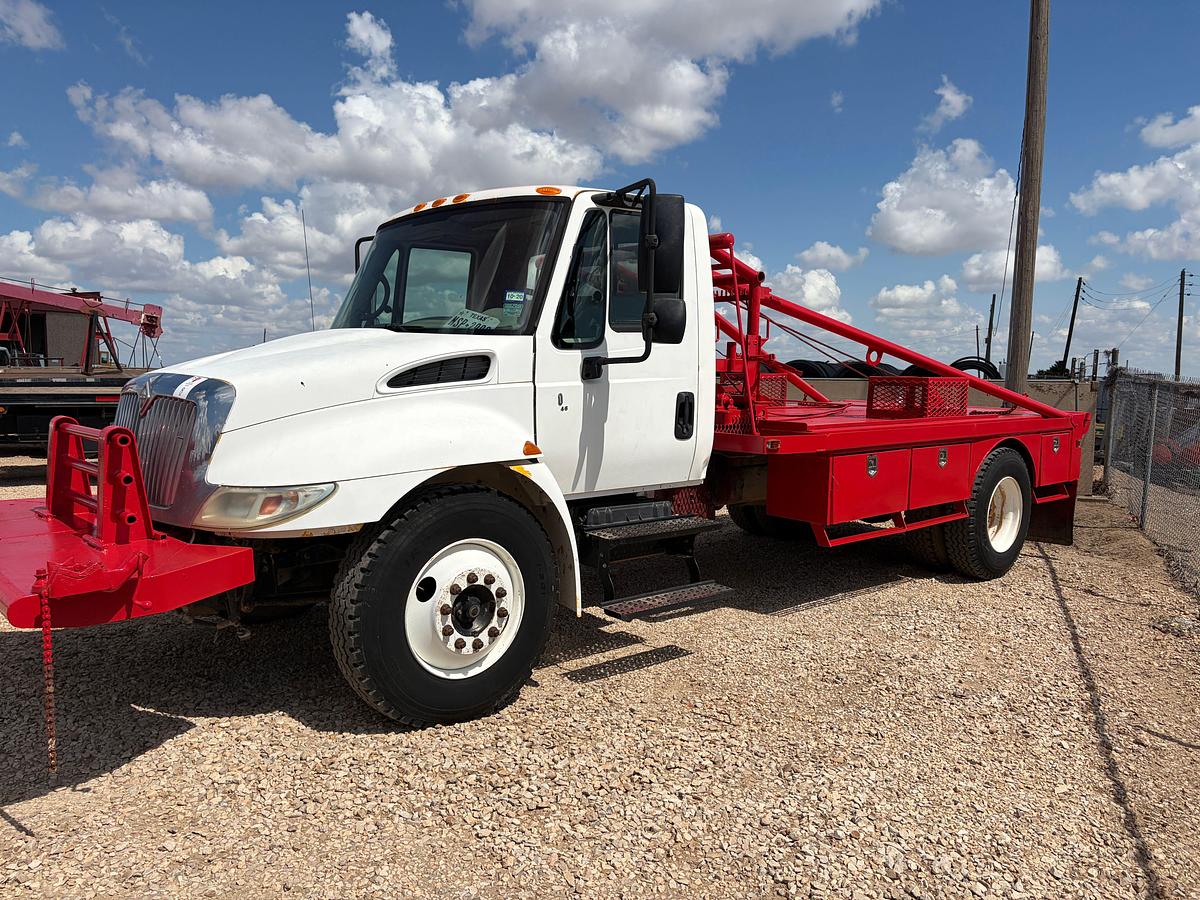 Used 2007 INTERNATIONAL DURASTAR 4300 ROUSTABOUT TRUCK