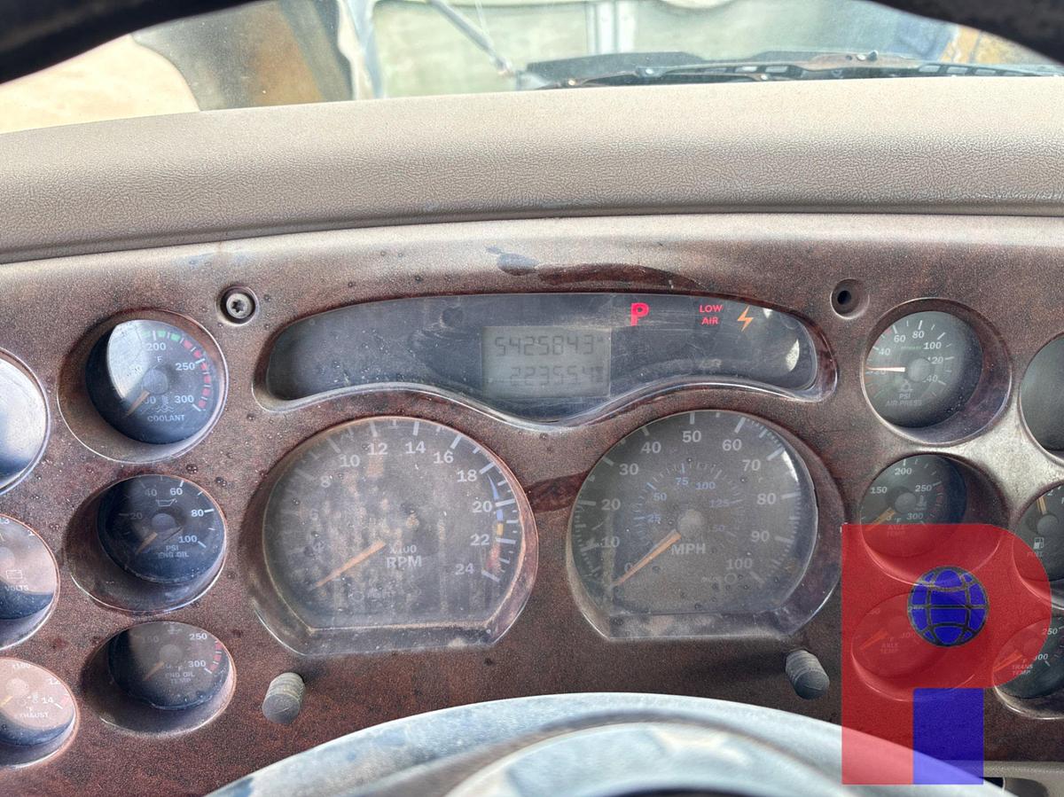 Used 2006 MACK CHN613 T/A DAYCAB HAUL TRUCK