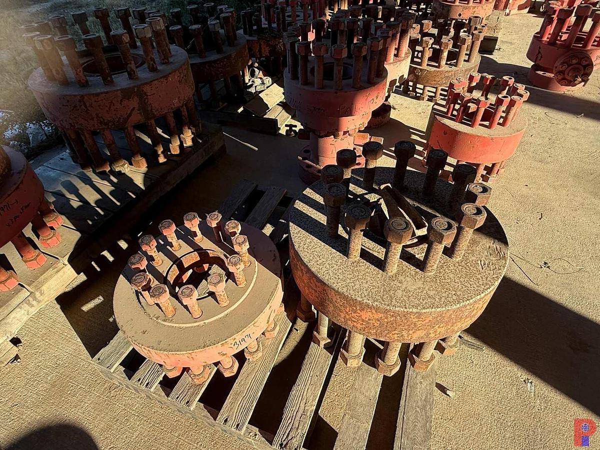 Used (3) PALLETS & FLOOR SECTION OF (14) WELL HEAD 7-1/16” - 11-1/8” STUDDED ADAPTERS,  SPOOLS