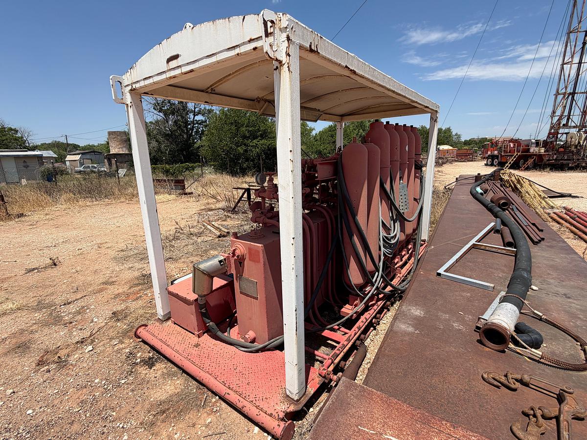 Used Valcon 5 Station Accumulator