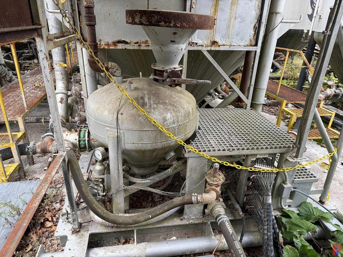 Used 2012 WILCO 5-SILO PORTABLE CEMENT BULK PLANT PACKAGE