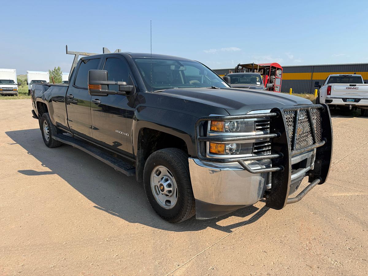 Used 2018 CHEVROLET SILVERADO 2500HD 4X4 CREW CAB PICKUP TRUCK