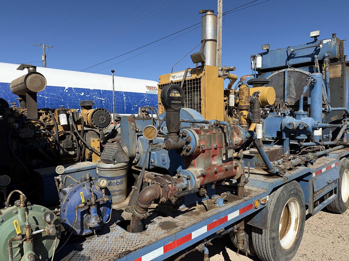 Used 2006 AIR FOAM UNIT P/B (3) CATERPILLAR ENGINES MTD ON PRECISION PUMP & COMPRESSOR T/A DROP DECK TRAILER