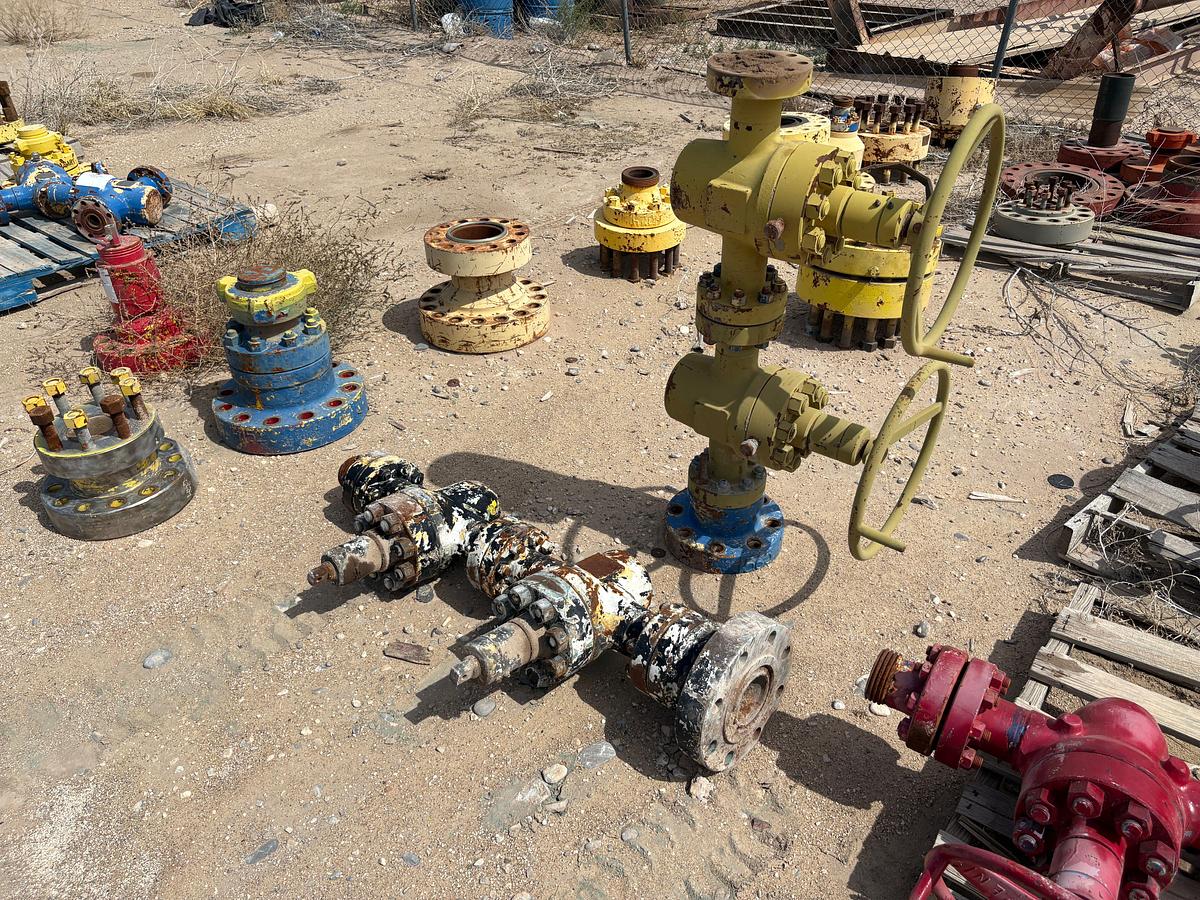 Used Lot of assorted 2” gate valves, fluid crosses, DSAs, landing flanges, & spools