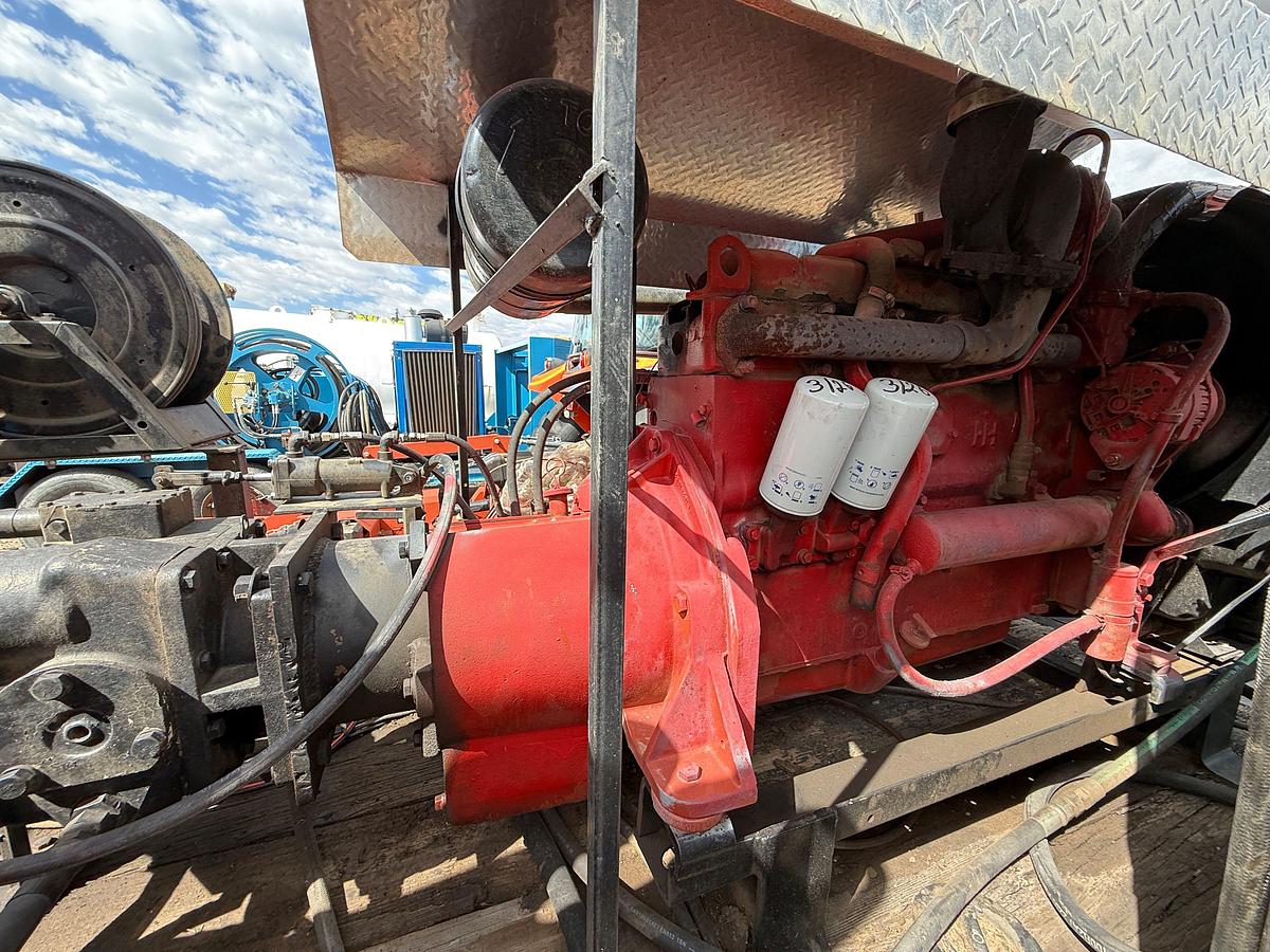 Used (1) EVCO 2.5 & (1) IRI 150-TON POWER SWIVELS MTD. ON 2004 SPME 14’ T/A GOOSENECK TRAILER