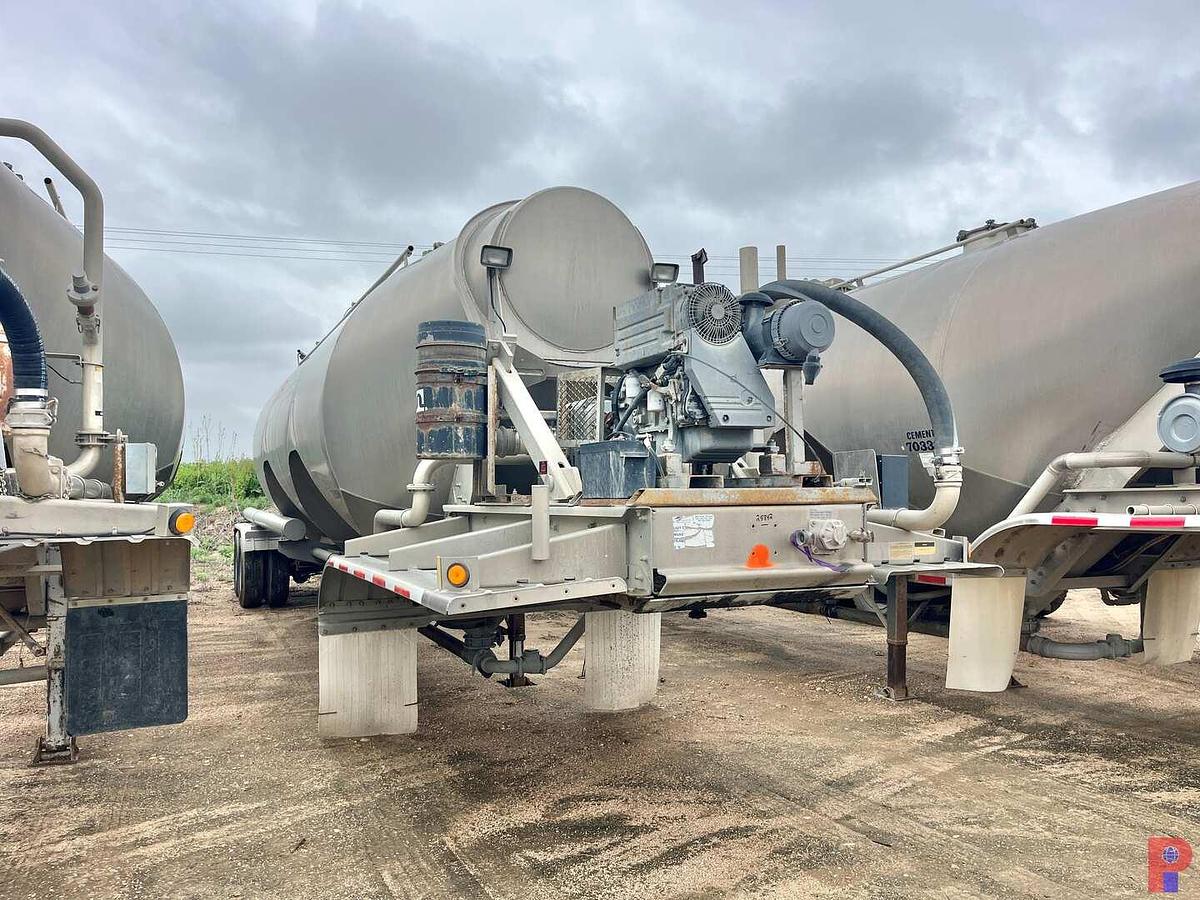 Used 2006 HEIL 1,000 CU. FT. PNEUMATIC BULK TRAILER W/ BLOWER