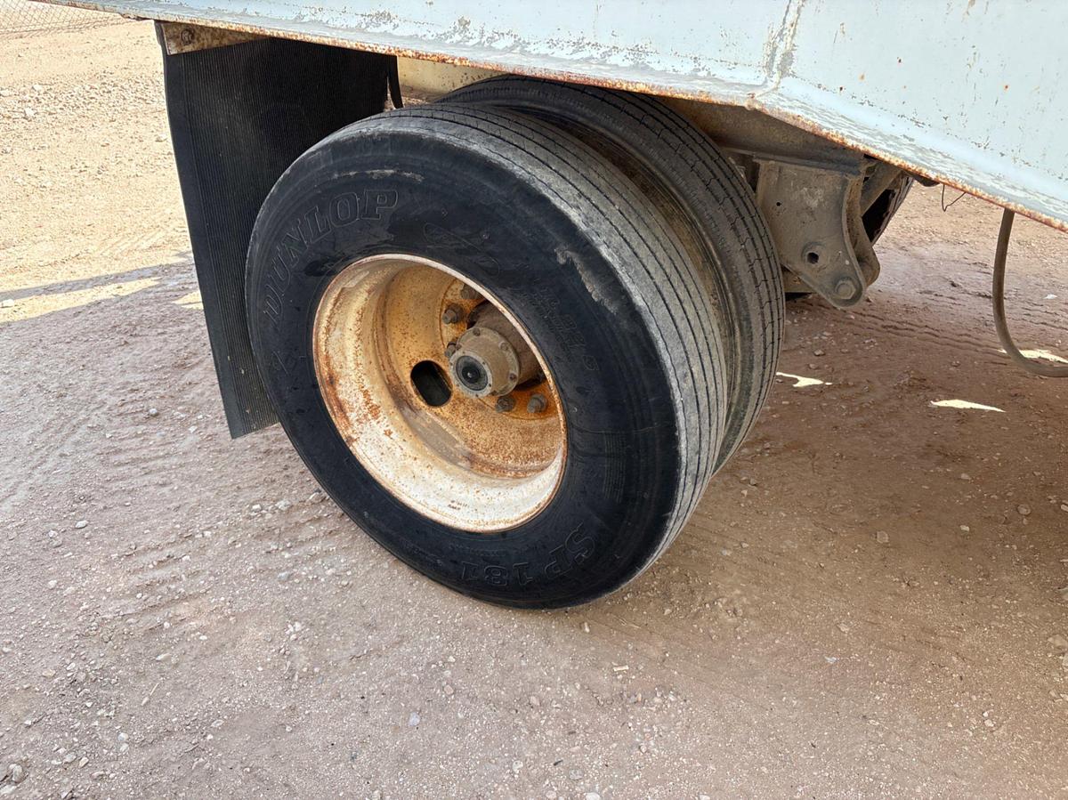 Used 2007 SHOPBUILT 4-POD S/A DRY BULK TANK TRAILER