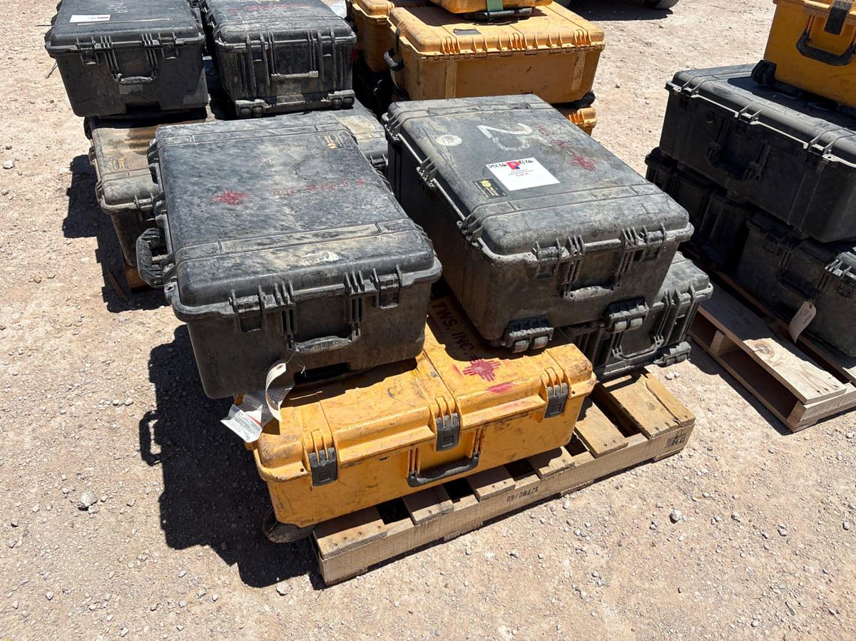 Used (5) SCBA TANKS & MASKS W/ PELICAN CASES