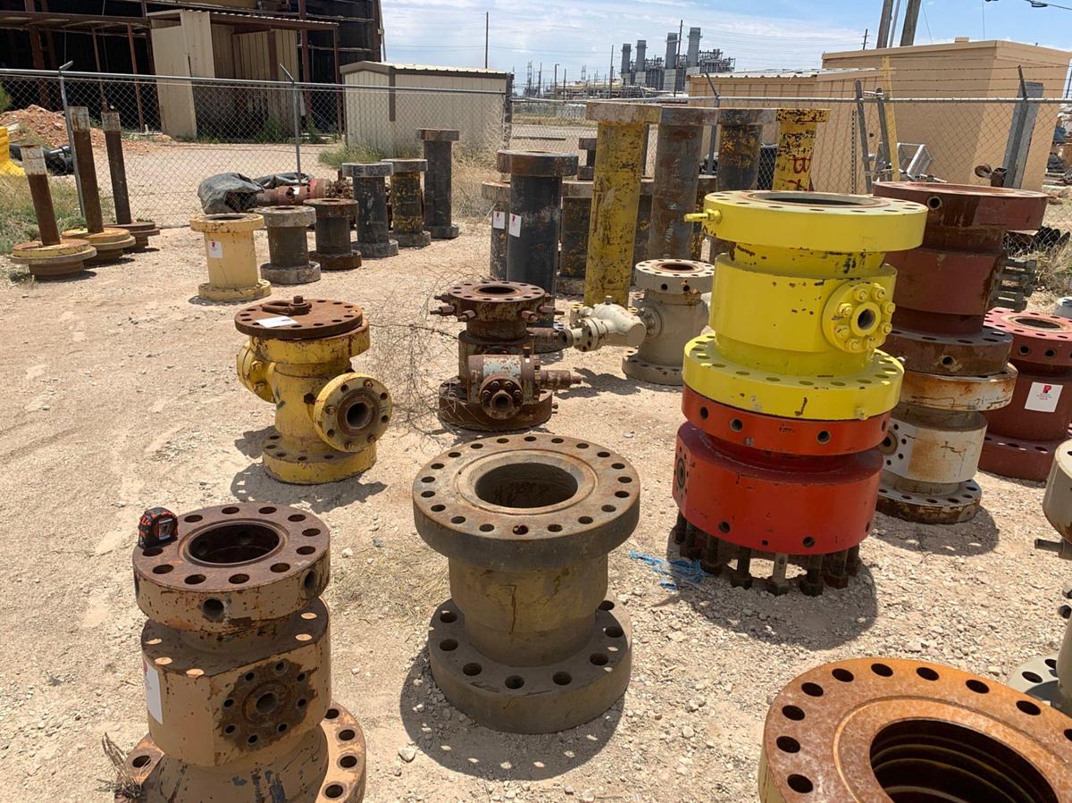 Used (6x) Assorted Multi Bolt Casing Spools