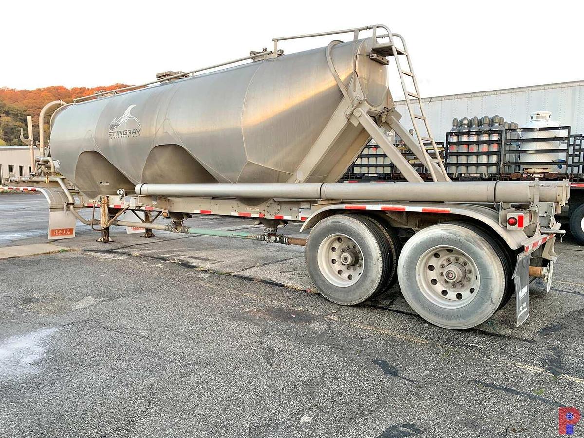 Used 2014 HEIL 1040 CU.FT. T/A DRY BULK PNEUMATIC TRAILER