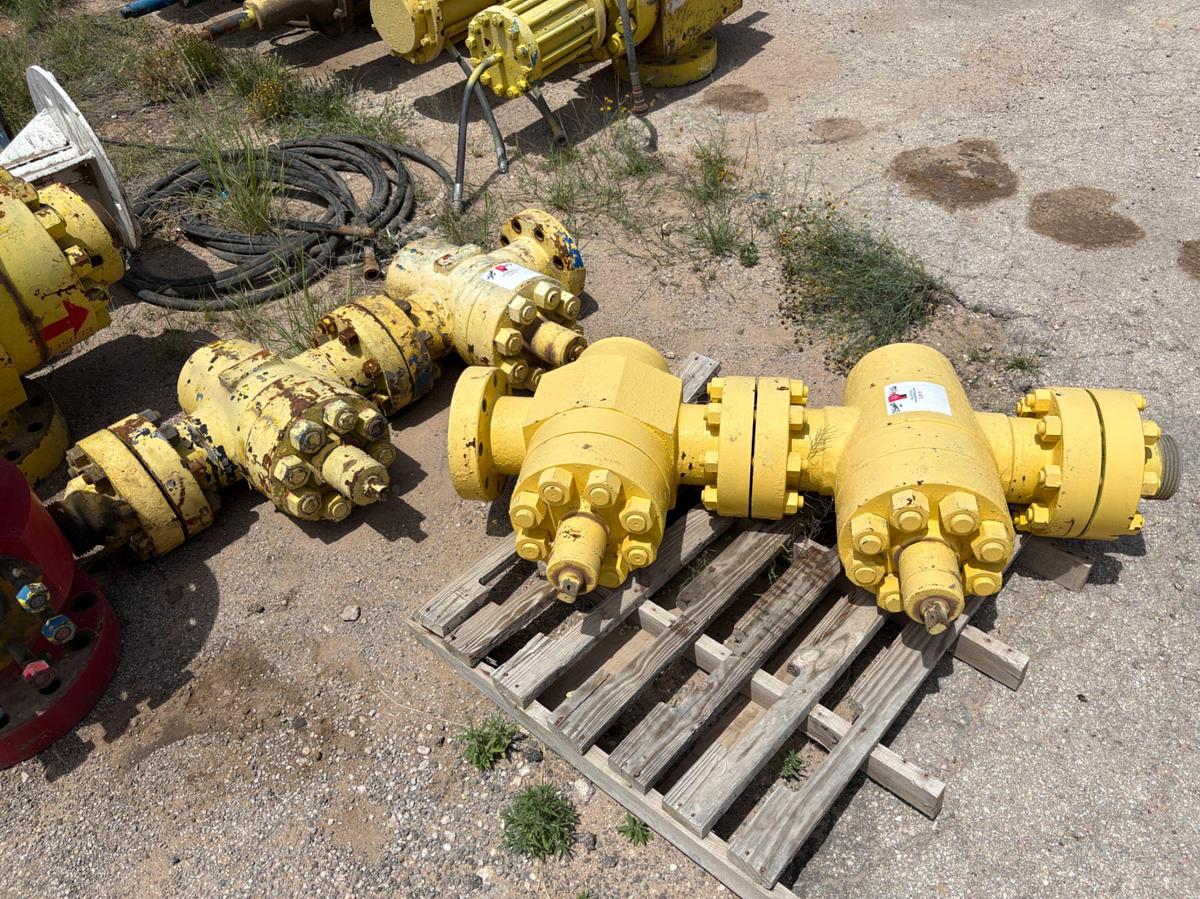 Used (4x$) (4) 4” 10K gate valves