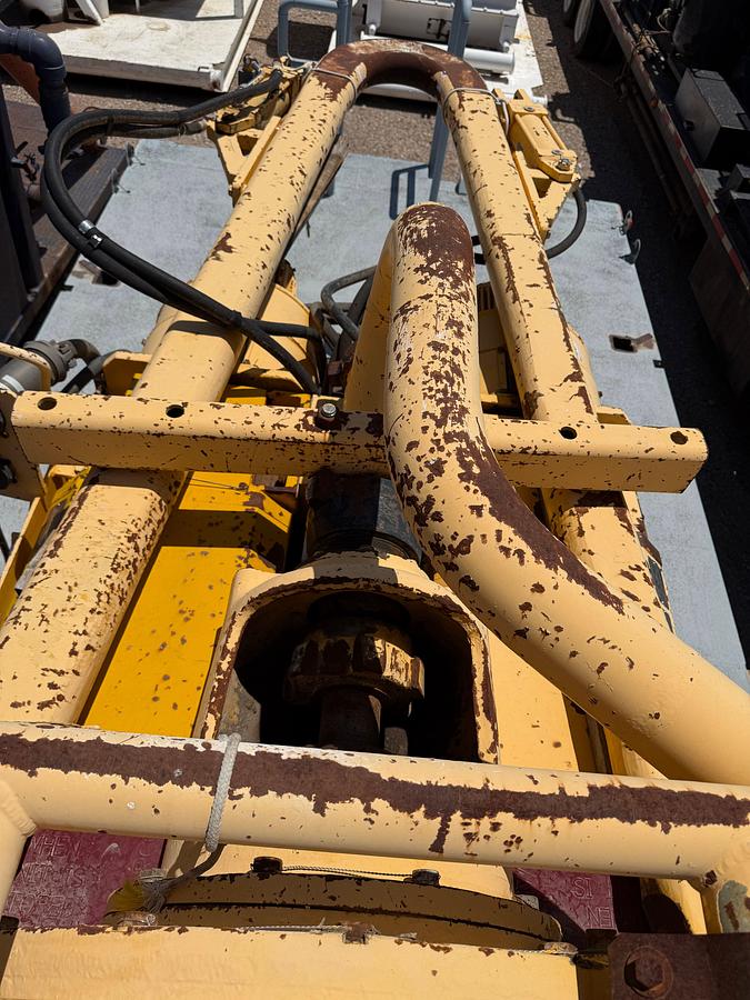 Used 2008 VARCO 500-TON TOP DRIVE SKIDDED