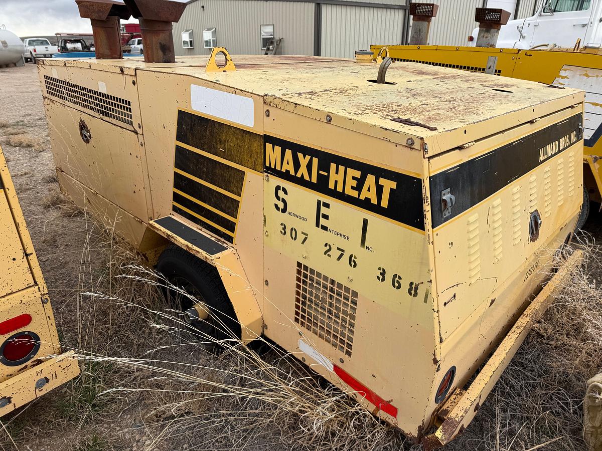 Used ALLMAND BROS MAXI-HEAT MODEL MH-TL16 TOWABLE HEATER