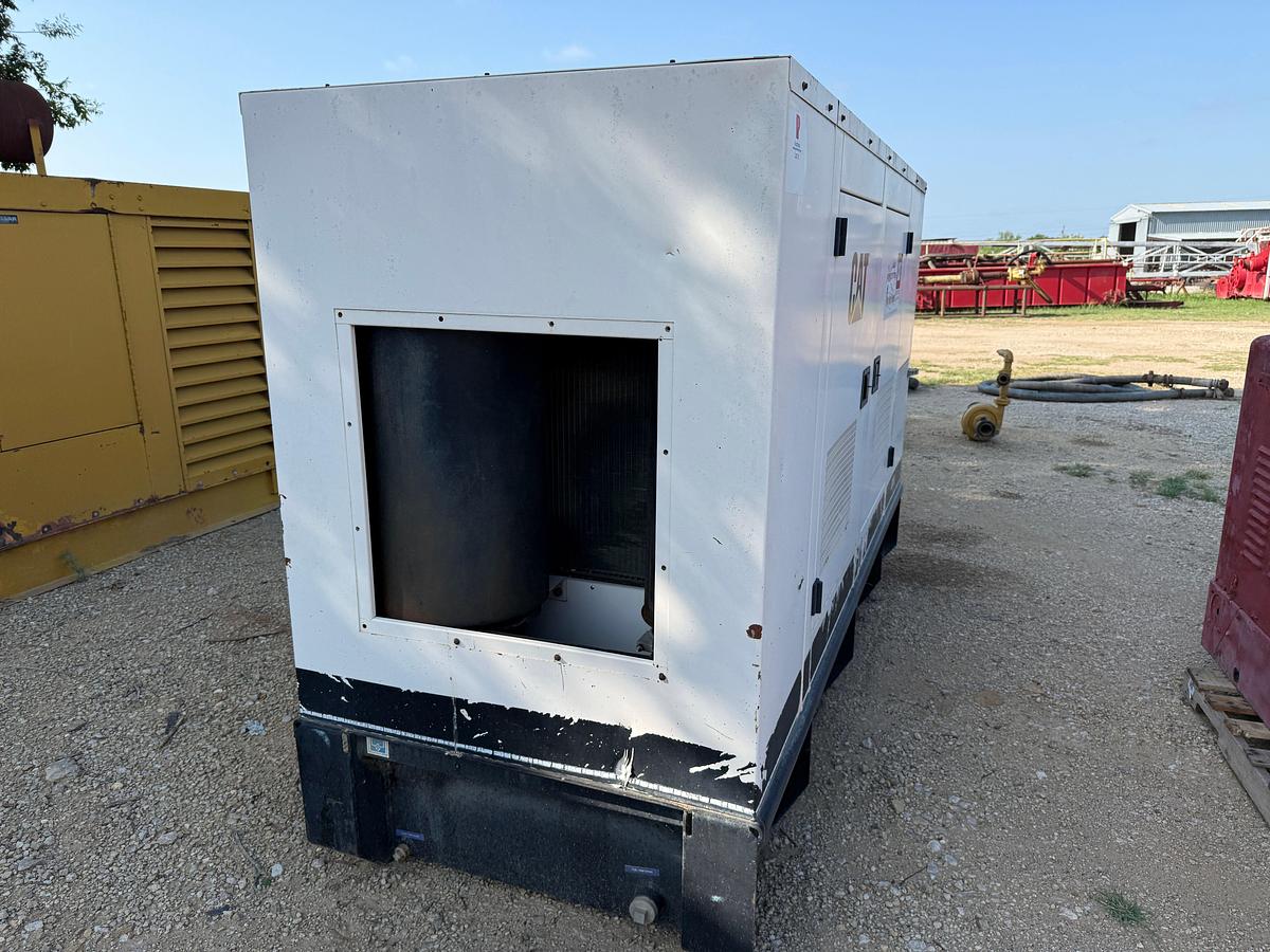 Used CATERPILLAR QX60 60-KW GENERATOR SET P/B PERKINS