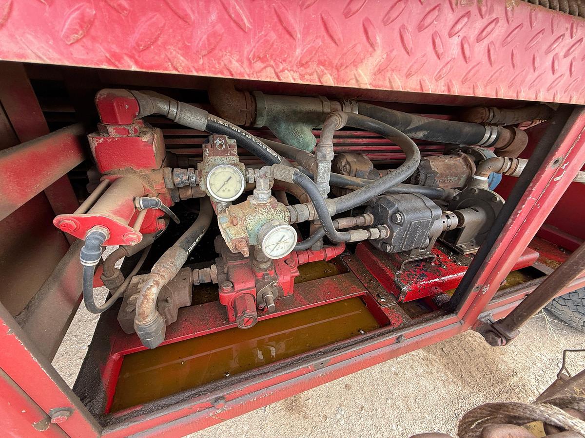 Used 2014 WATSON HOPPER PAY ZONE 550 DD 108’-300K 7-AXLE WELL SERVICE RIG