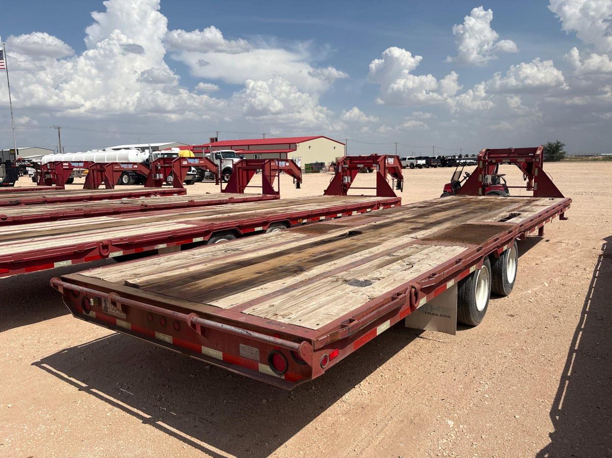 Used 2014 TOP HAT TRAILERS 30’ X 102” T/A GOOSENECK TRAILER