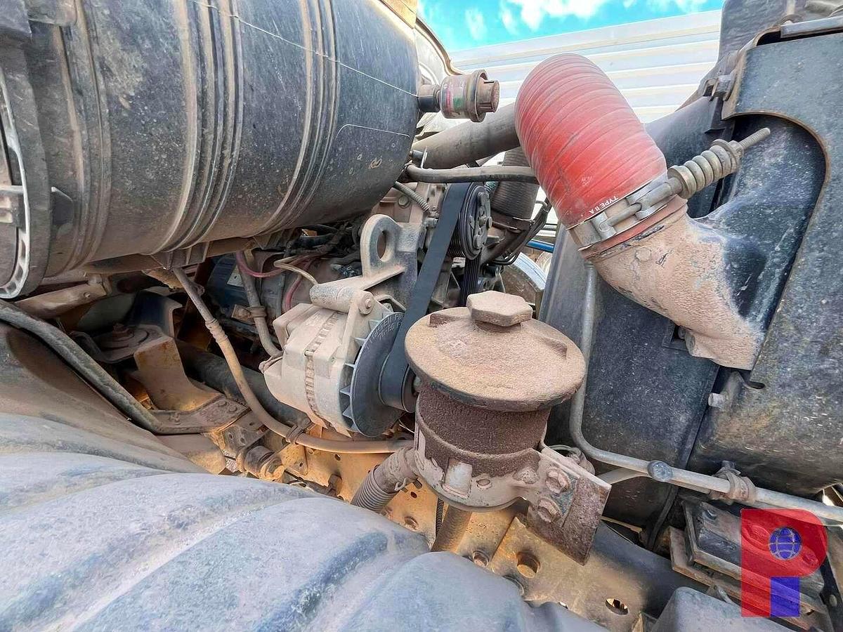 Used 2007 INTERNATIONAL  DURASTAR 4200 S/A DAYCAB FLATBED TRUCK (INOPERABLE)