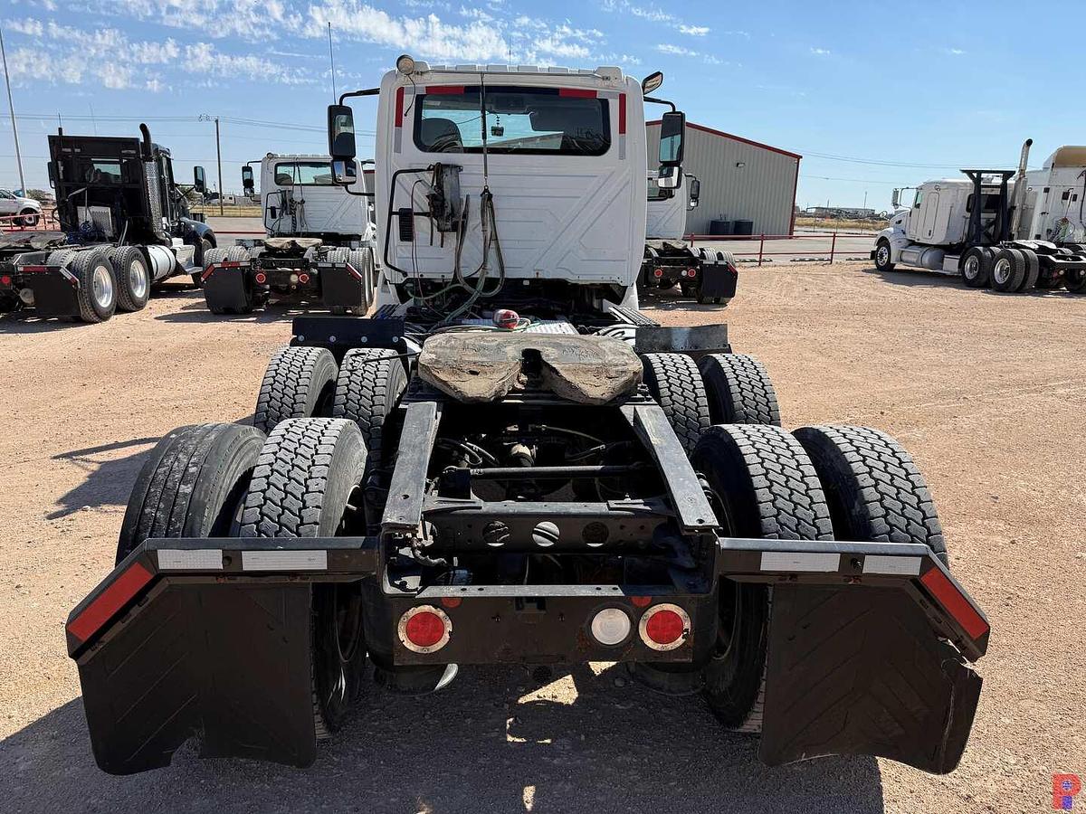 Used 2018 INTERNATIONAL TRANSTAR 8600 T/A DAY CAB TRUCK TRACTOR