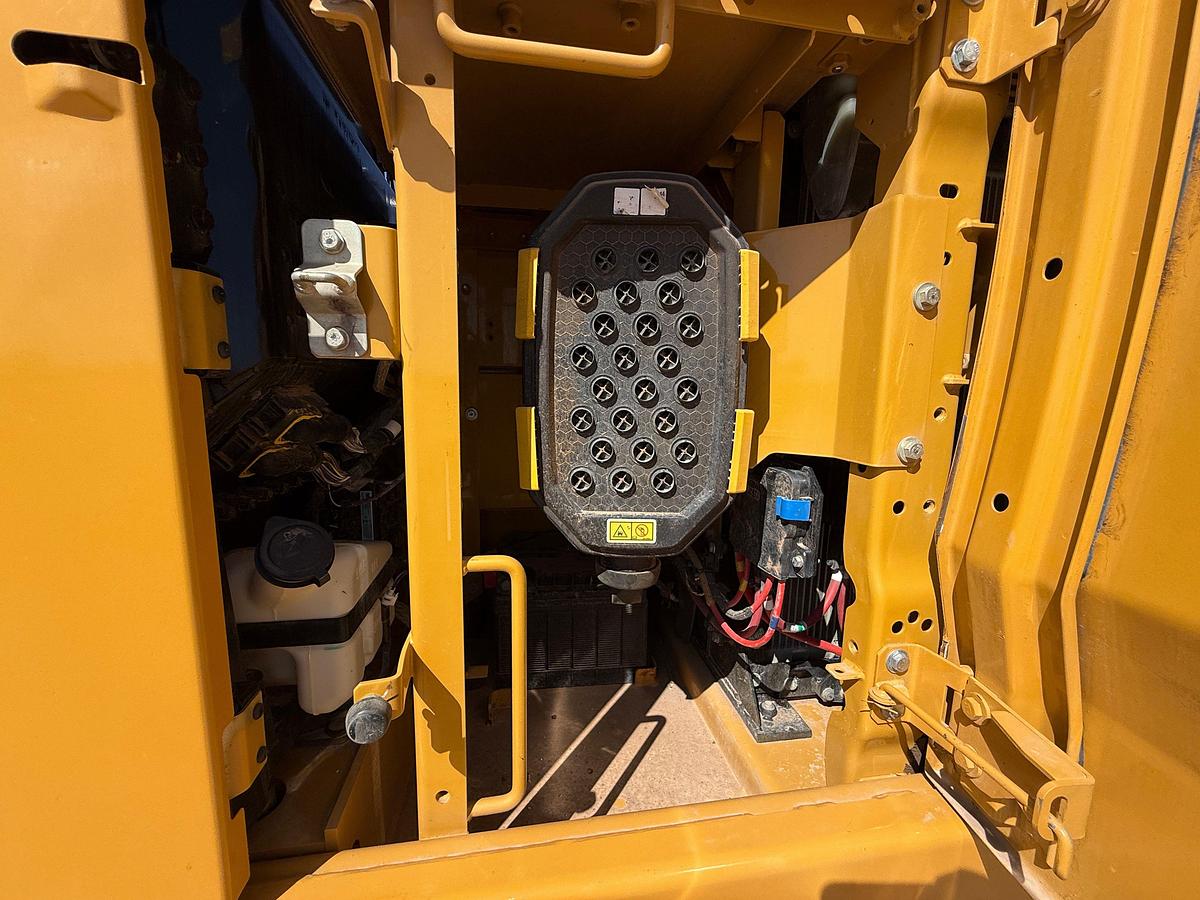 Used 2023 CATERPILLAR 330 CRAWLER EXCAVATOR