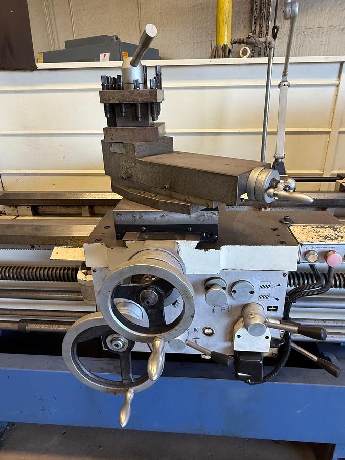 Used SUMMIT 26-6x120 METAL LATHE