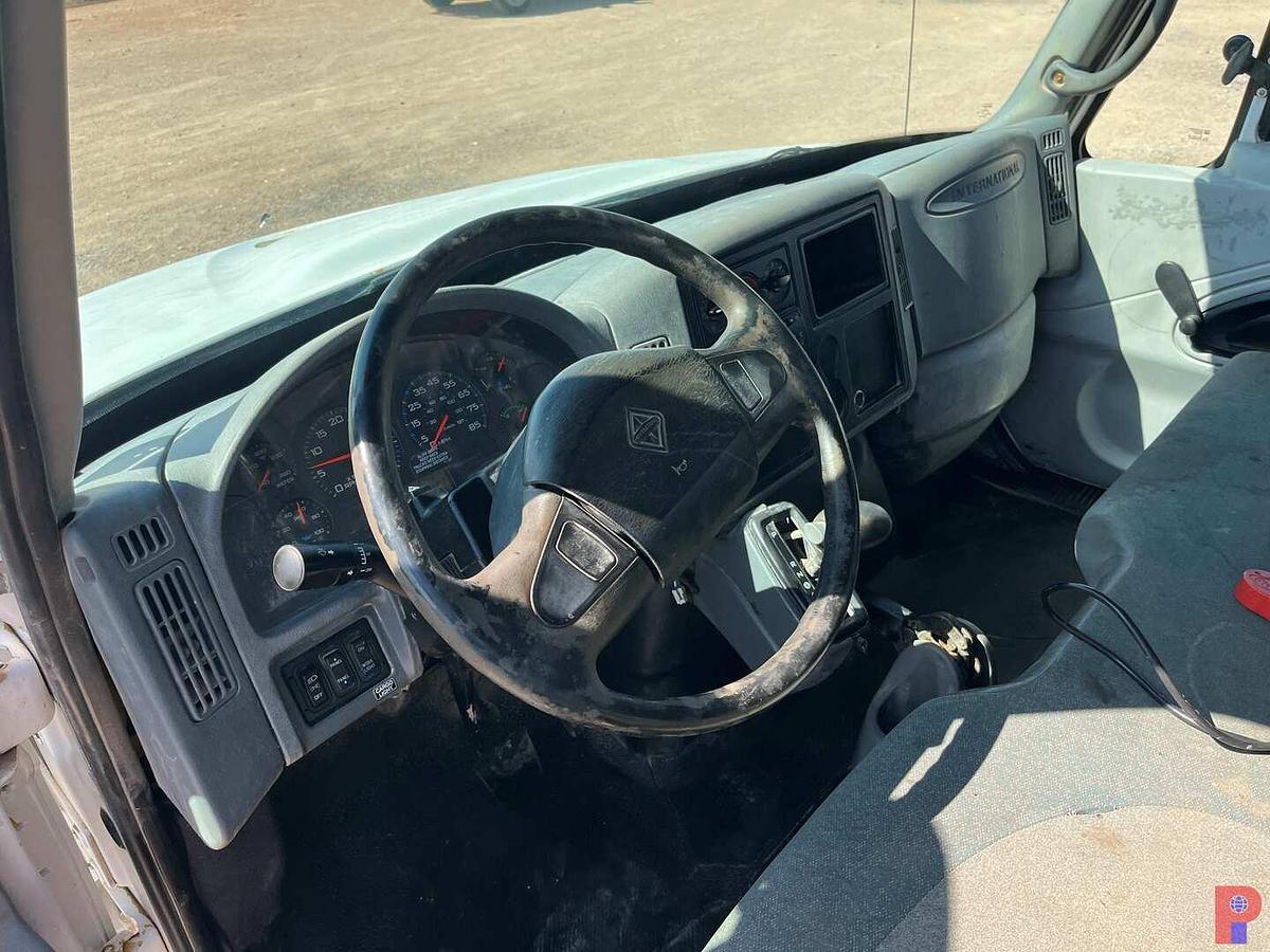 Used 2007 INTERNATIONAL DURASTAR 4300 ROUSTABOUT TRUCK