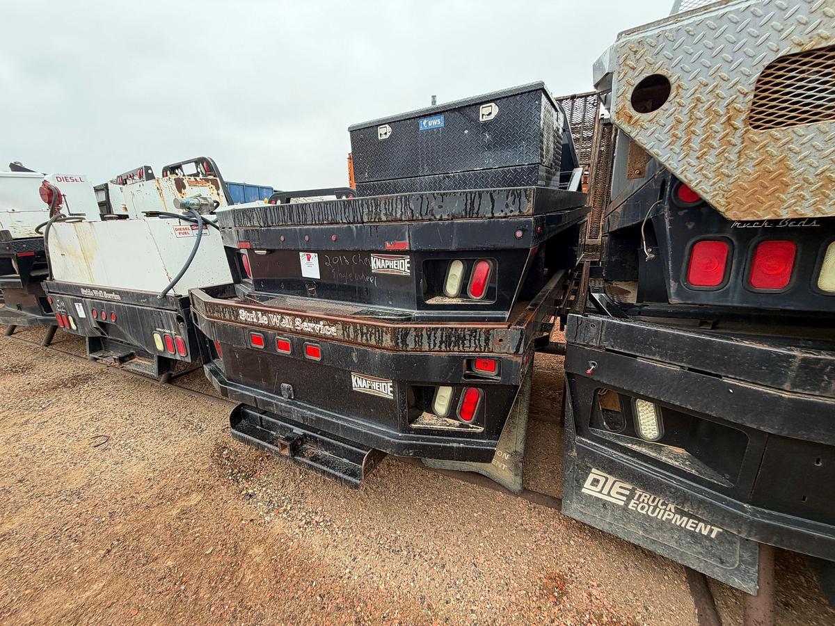 Used (2) KNAPHEIDE Steel Pickup Flatbeds
