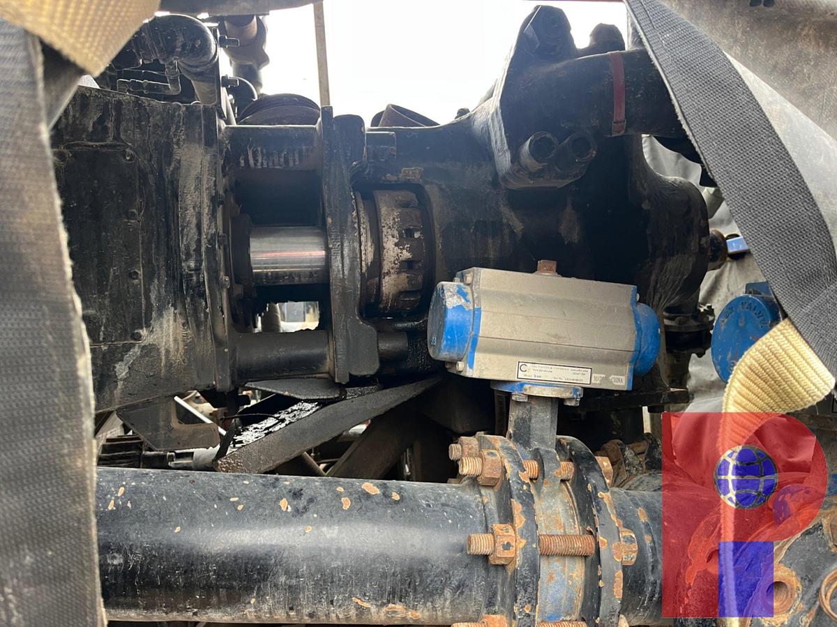 Used HT-400 TRL. MOUNTED CEMENTER